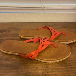 GUC UGG Women’s Red Flip flops